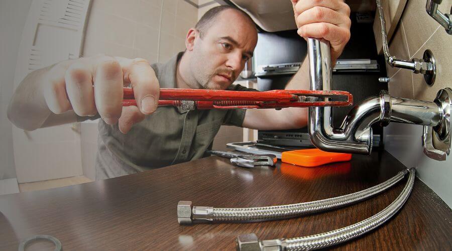 Expert burst pipe repair services in Bridgeview, IL